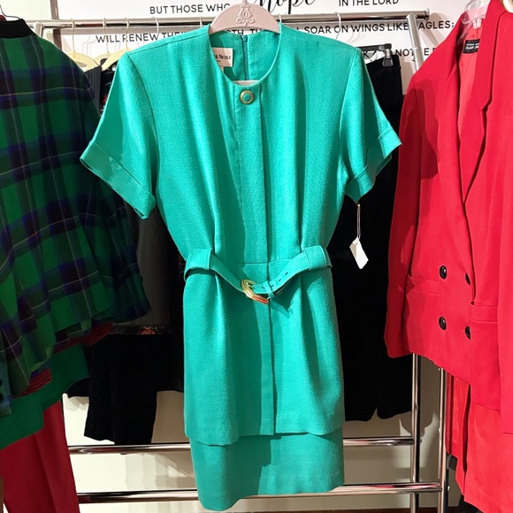 emerald green mens dress shirt 3.45CT BEAUTIFUL HUGE CUT NATURAL VIBRANT BERYL Black Gold Midi Dress Striped Shirts Size:6-8 YRS